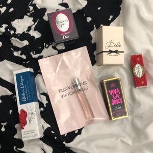 Deluxe fragrance samples